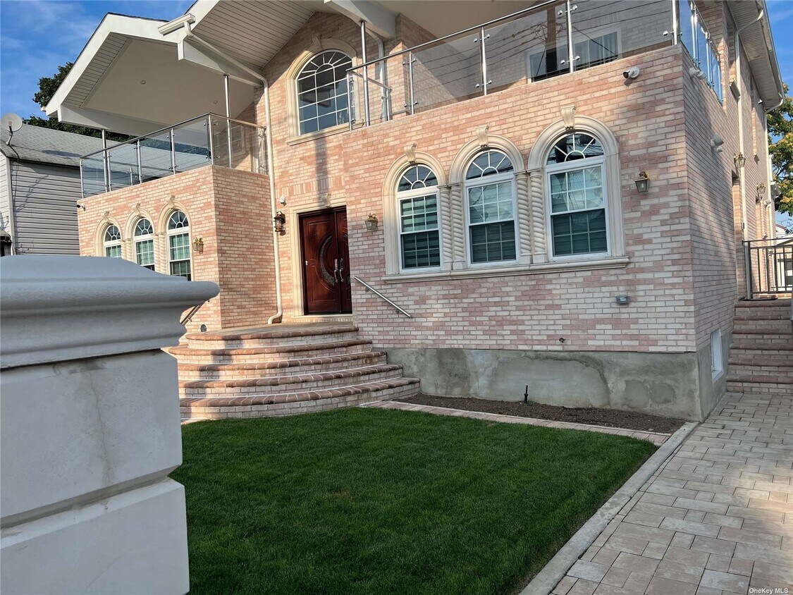 Foto principal - 130-15 147th St