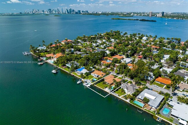 Foto del edificio - 7531 Beach View Dr