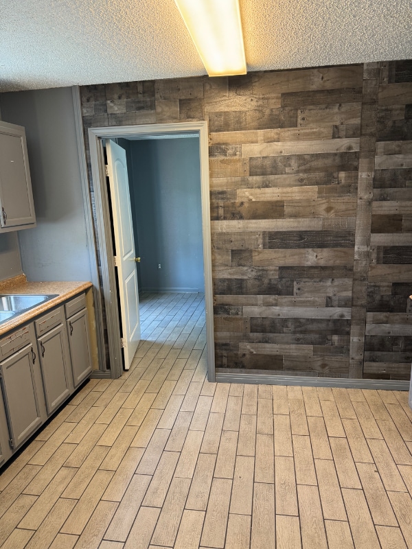 Building Photo - 984 Asheville Dr