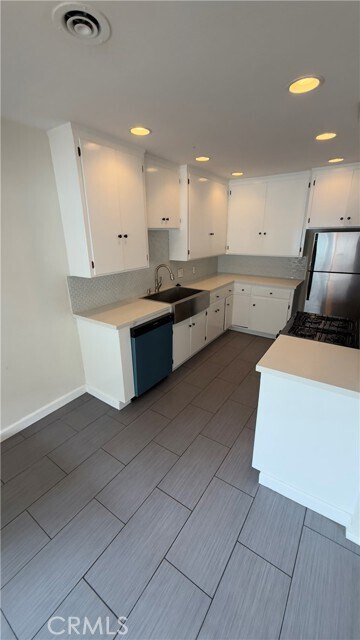 Foto del edificio - 1174 E Ocean Blvd