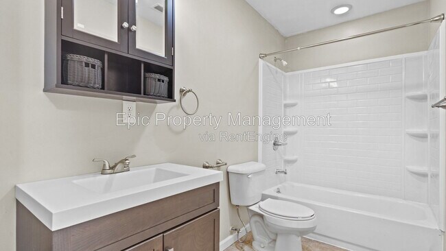 Building Photo - 4106 Rosalia Ln