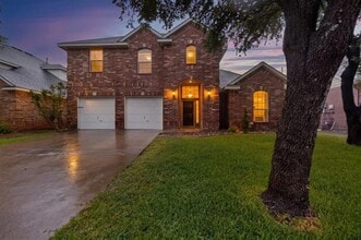 Building Photo - 7909 Stonehaven Ln