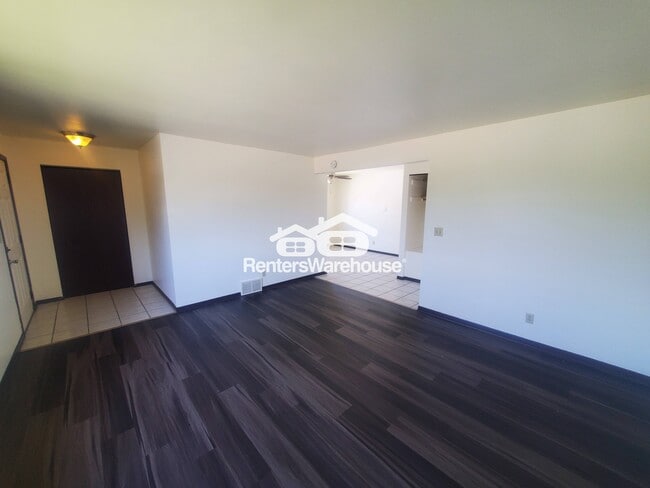Foto del edificio - 9324 W Allyn St