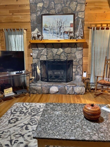 Foto del edificio - 2655 Davis Rd