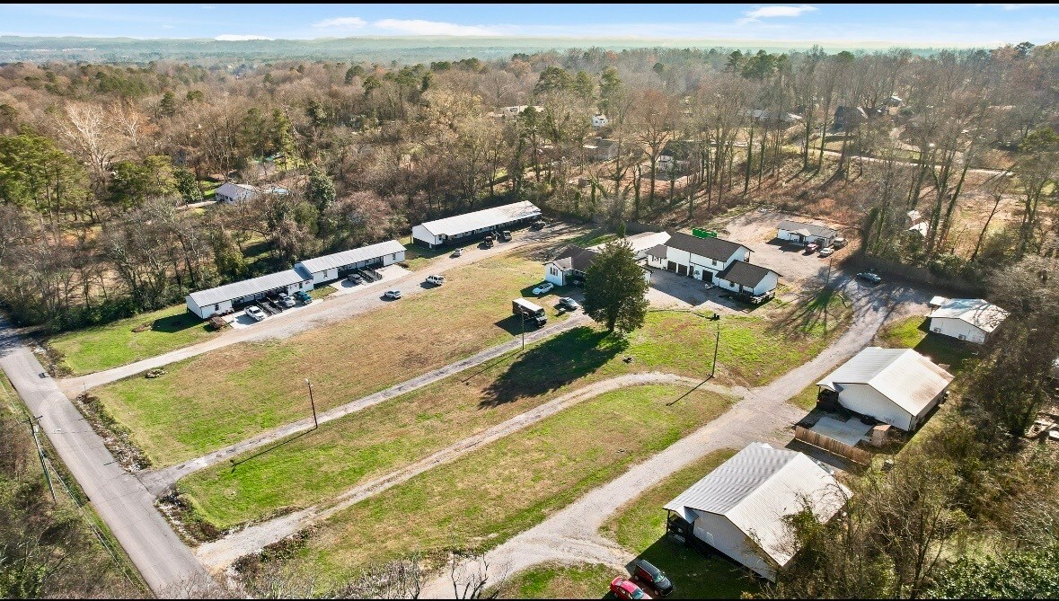 Building Photo - 39 Laney