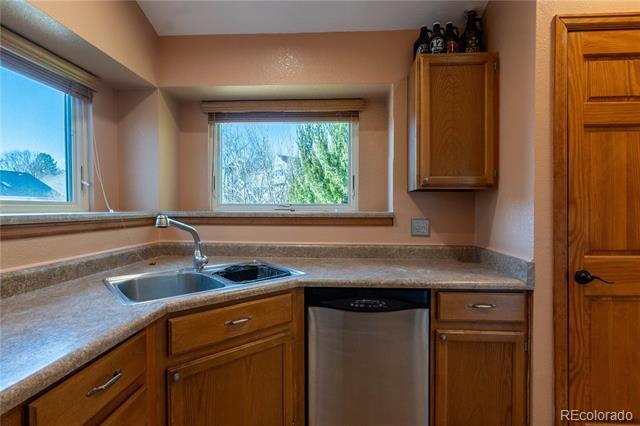 Foto del edificio - 2323 Dogwood Cir