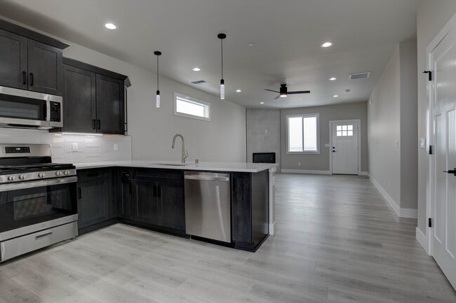 Building Photo - 782 Rio Vis Lp