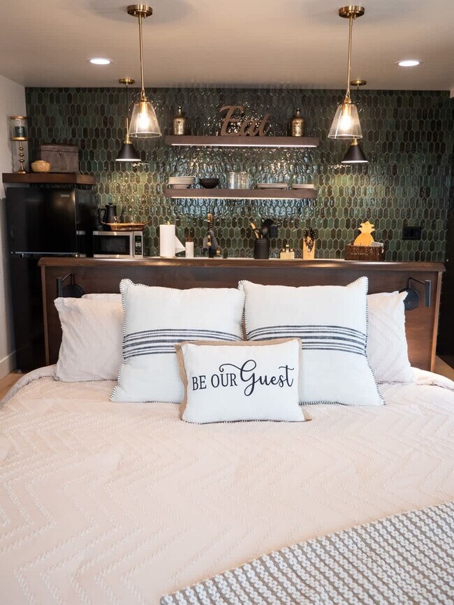 Foto del edificio - 3413 W Sunset Ave