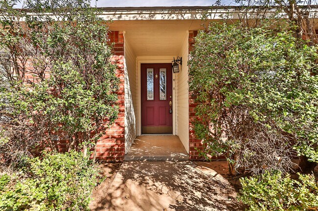 Building Photo - Wonderful Home in South Lubbock!