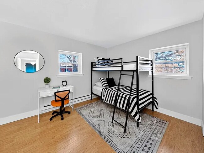 Foto del edificio - 55 Greentree Ln