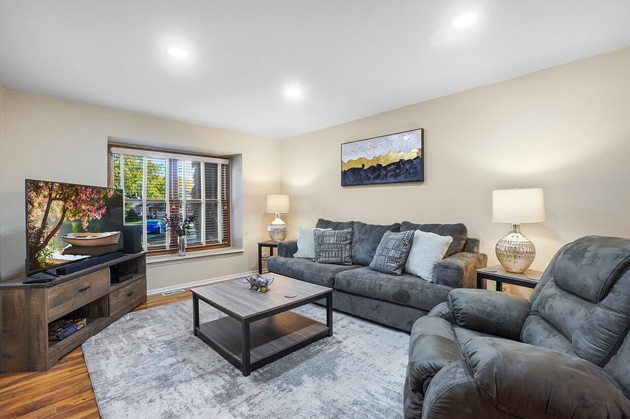 Foto principal - 346 Weatherford Ln
