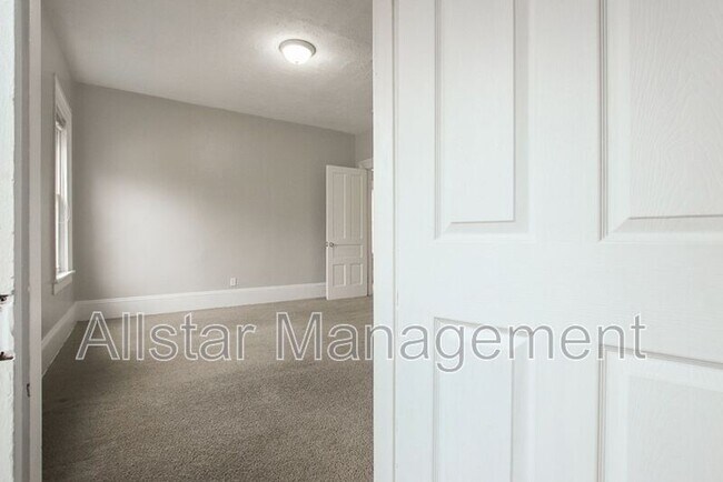 Foto del edificio - 2520 W 14th St
