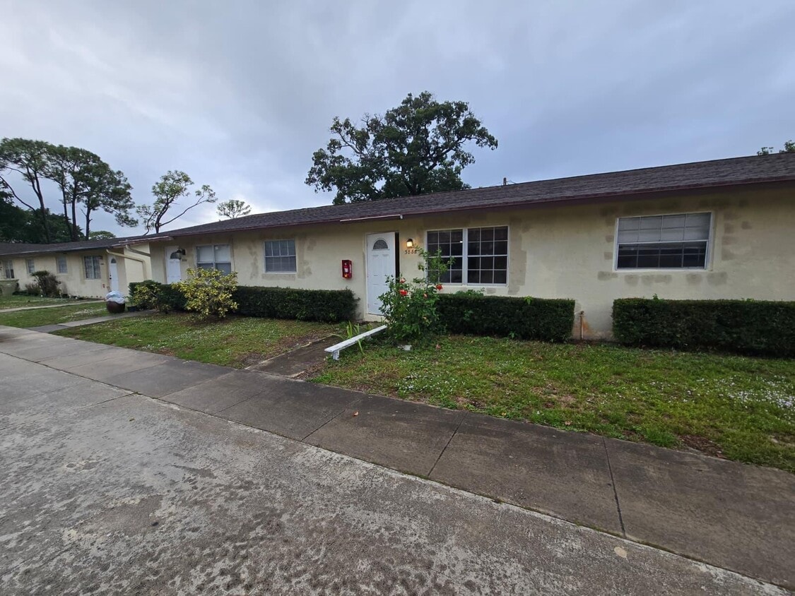 Foto principal - 3882 Dale Rd