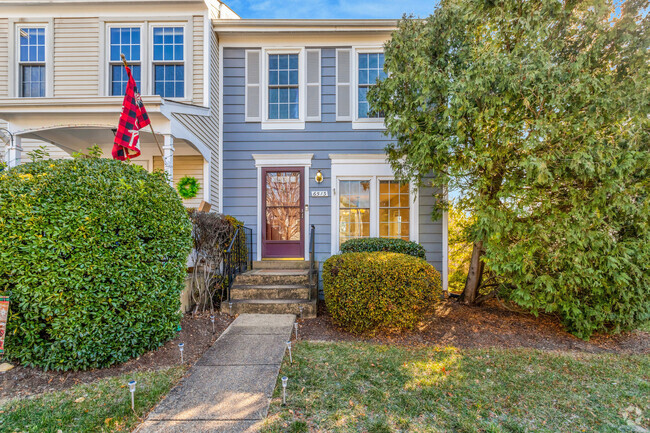 Building Photo - 6513 Brick Hearth Ct