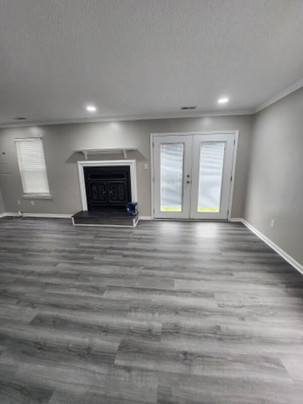 Building Photo - 5255 Johnstown Ln