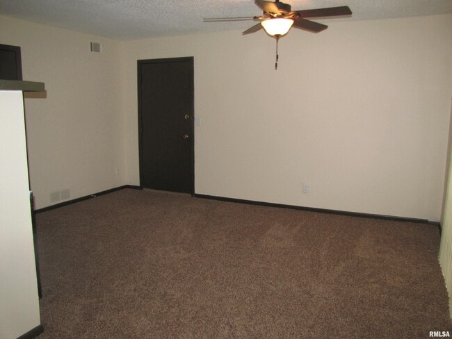 Building Photo - 2509 E 50th St