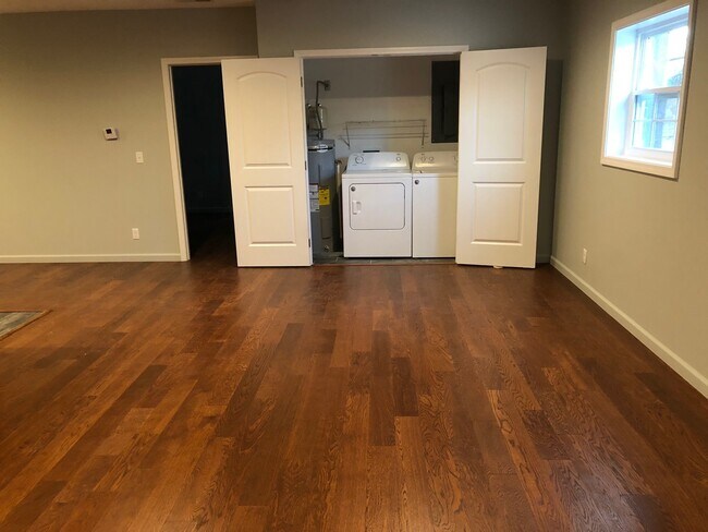 Foto del edificio - 1407 Poplar St