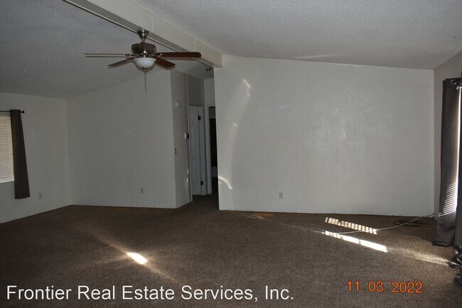 Foto del edificio - 3 br, 2 bath House - 620 W Upjohn Ave Space 3