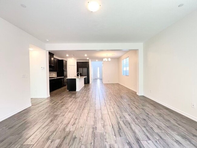 Building Photo - Beautiful 4-Bedroom Home with Dual Primary Suites in Henderson!
