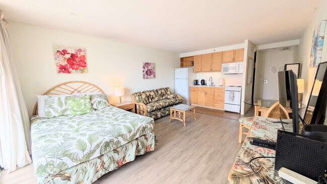 Foto del edificio - Fully furnished studio with parking and all utilities at Marine Surf