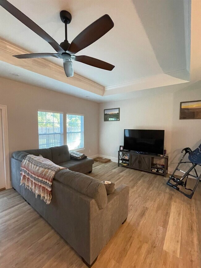 Foto del edificio - 58 Covington Cir