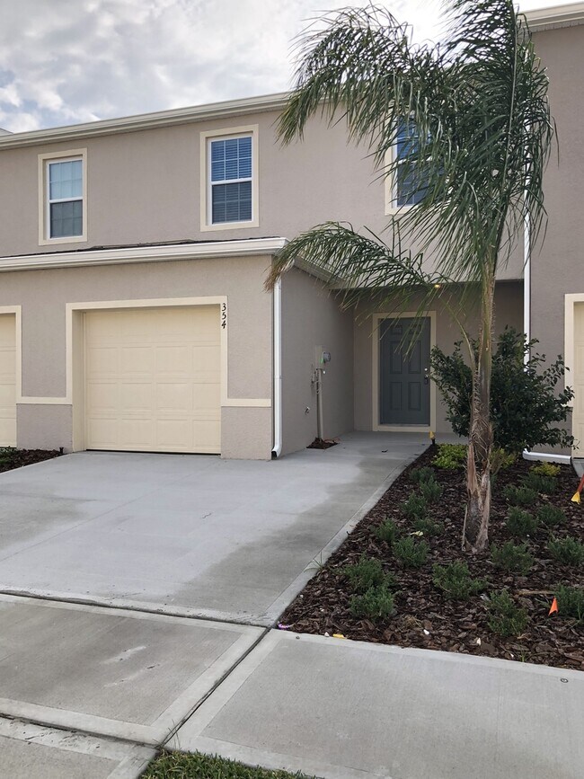 Foto del edificio - 3 Bedroom 2.5 Bath Townhouse - Champions G...