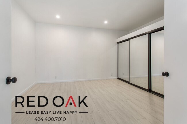 Foto del edificio - 10304 1/4 Tujunga Canyon Blvd-313