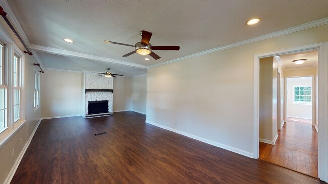 Foto del edificio - 4052 W Johnson Cir
