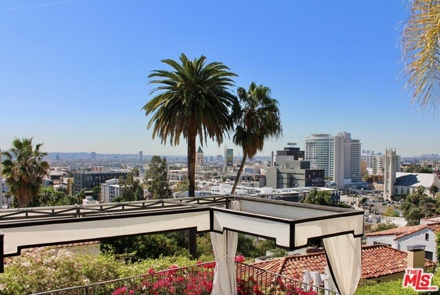 Foto del edificio - 6650 Whitley Terrace