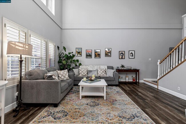 Building Photo - 7642 Stellaria Ln