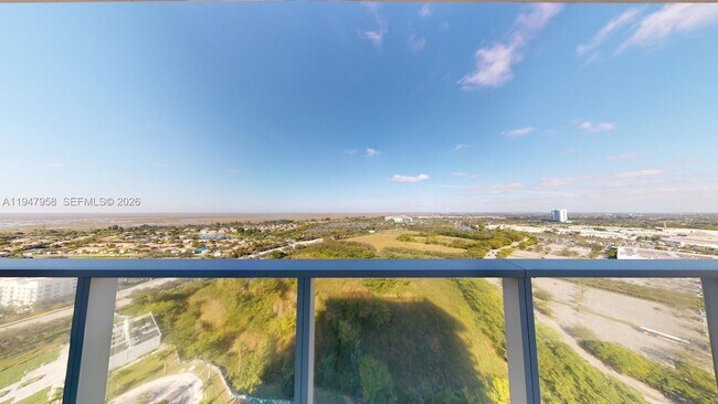 Building Photo - 2000 Metropica Wy