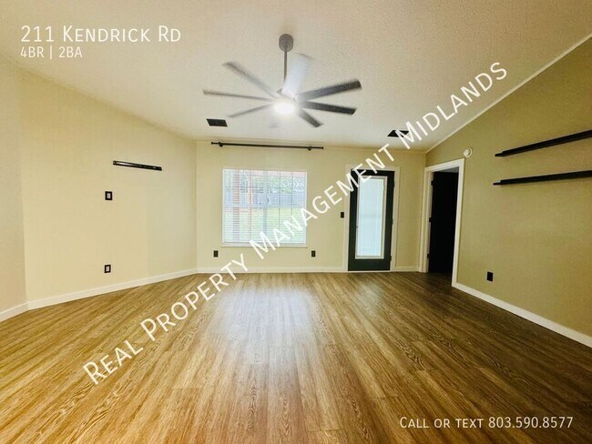 Foto del edificio - 211 Kendrick Rd