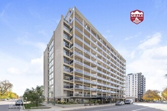 Building Photo - 888 Logan St