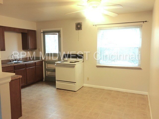 Foto del edificio - 105 Newman Ave