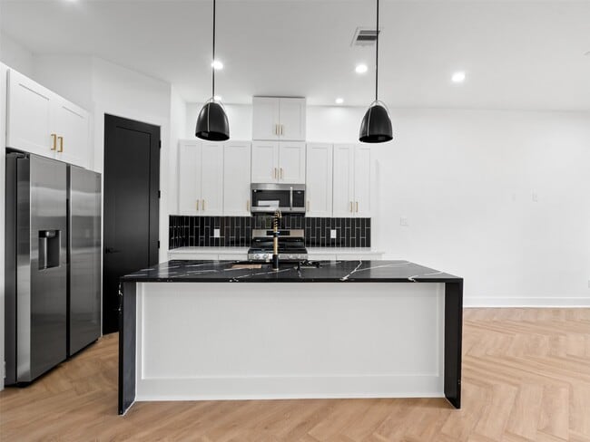 Building Photo - 4226 Sterling St