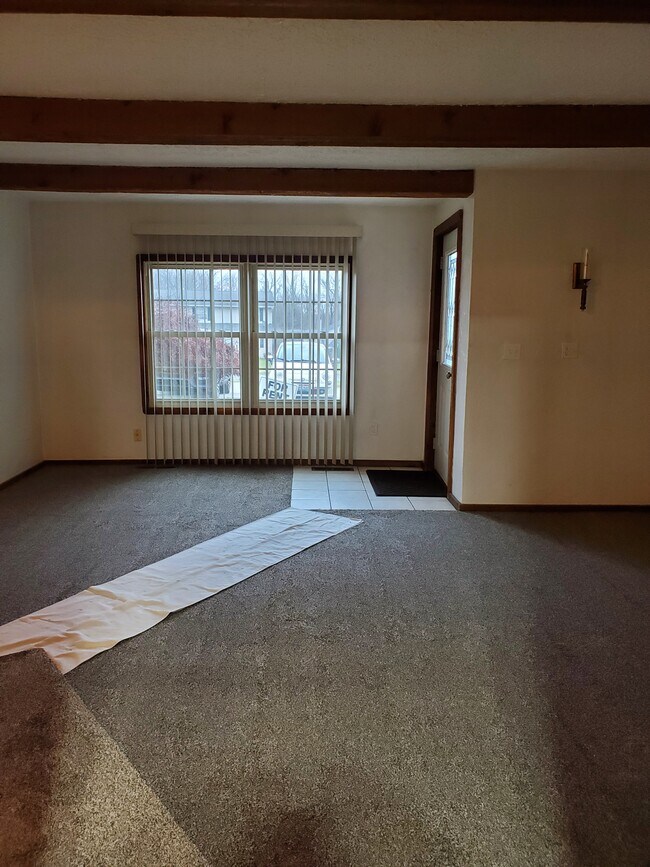 Sala de estar - 5376 Pride Ct