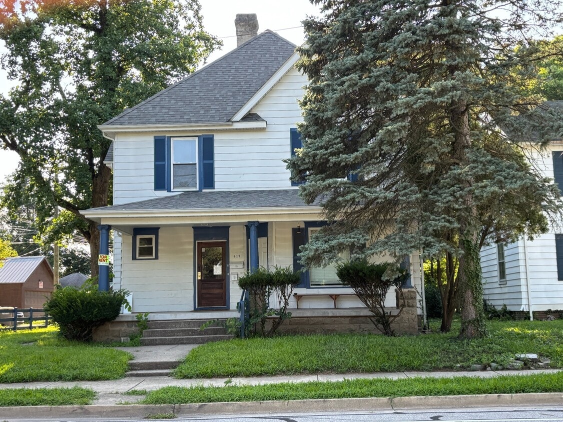 Building Photo - 619 N Salisbury St