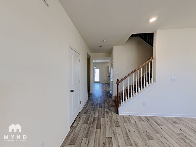 Foto del edificio - 354 Rayland St