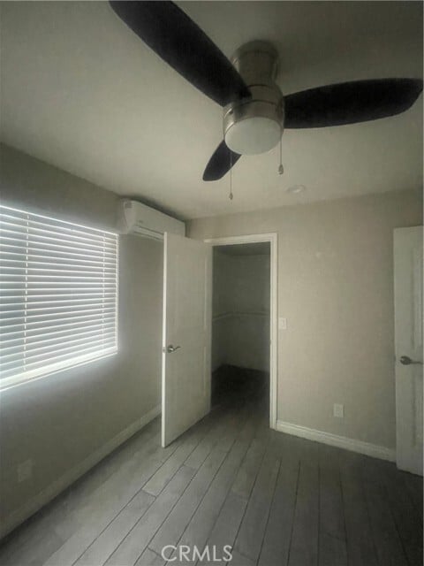 Foto del edificio - 4552 E 53rd St