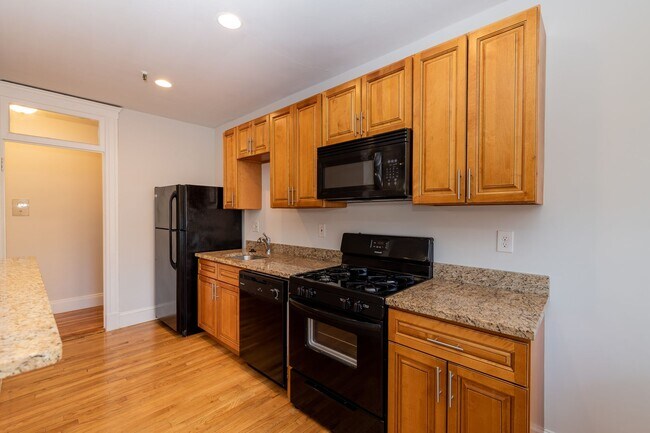 Foto del edificio - 289 Chestnut Hill Ave