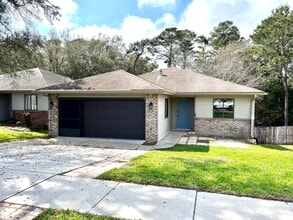 Building Photo - 429 Springwood Way