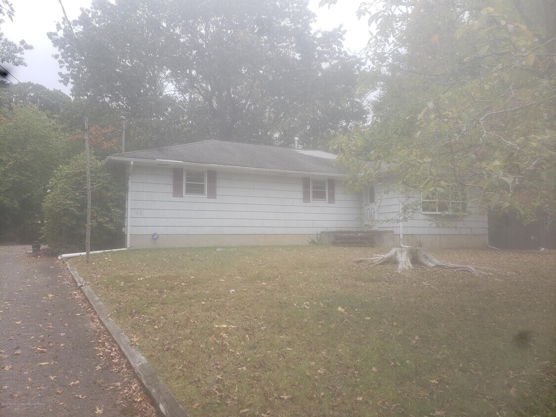 43 County Rd 520, Englishtown, NJ 07726 House for Rent in Englishtown