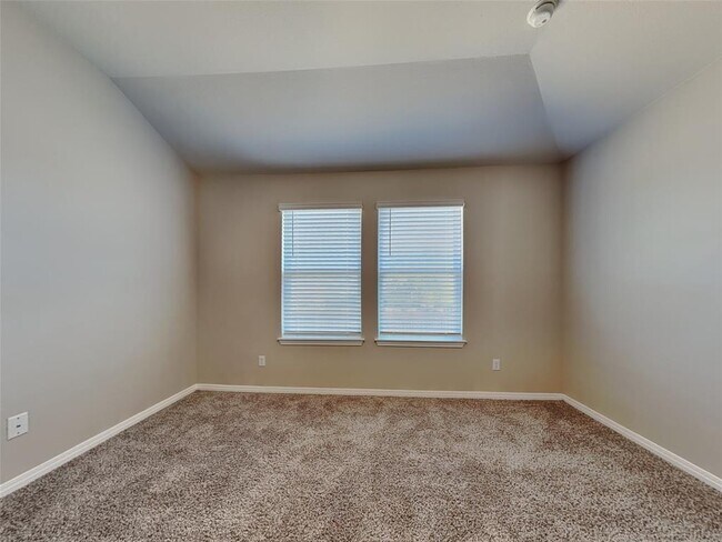 Foto del edificio - 11803 Copperstone Ave