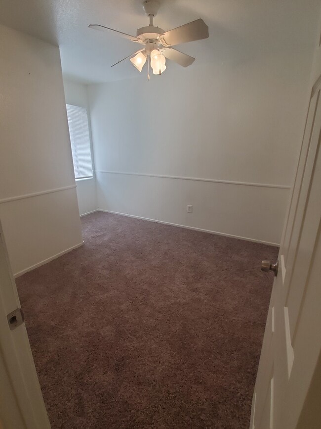 Building Photo - 7524 Hickory Hills Dr