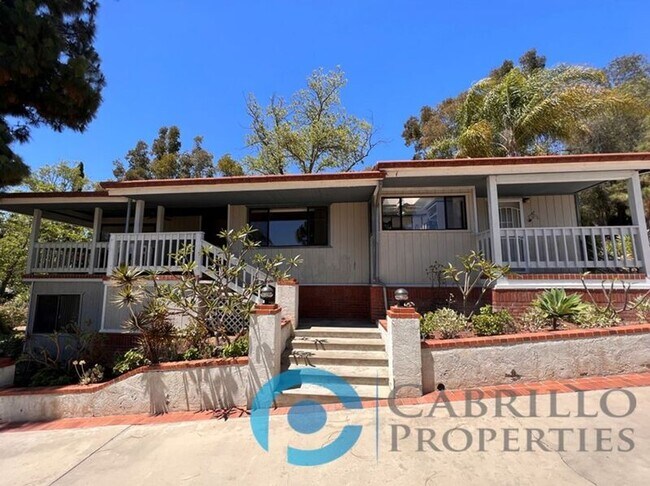 Building Photo - 4227 N Cordoba Ave