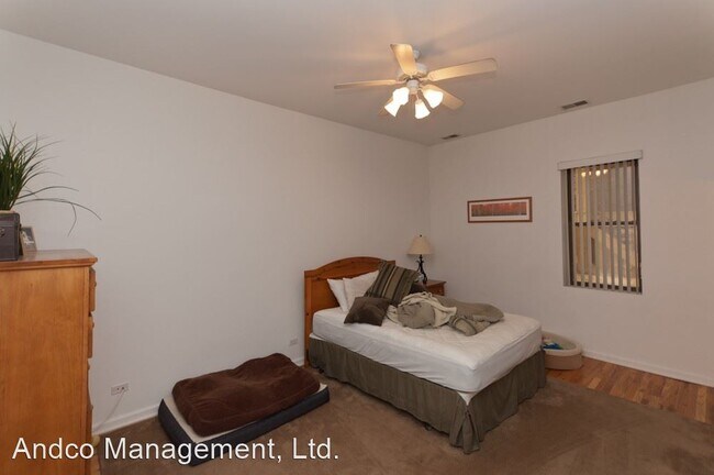 Foto del edificio - 721 W Briar Pl