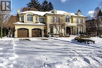 Building Photo - 847 Long Dr