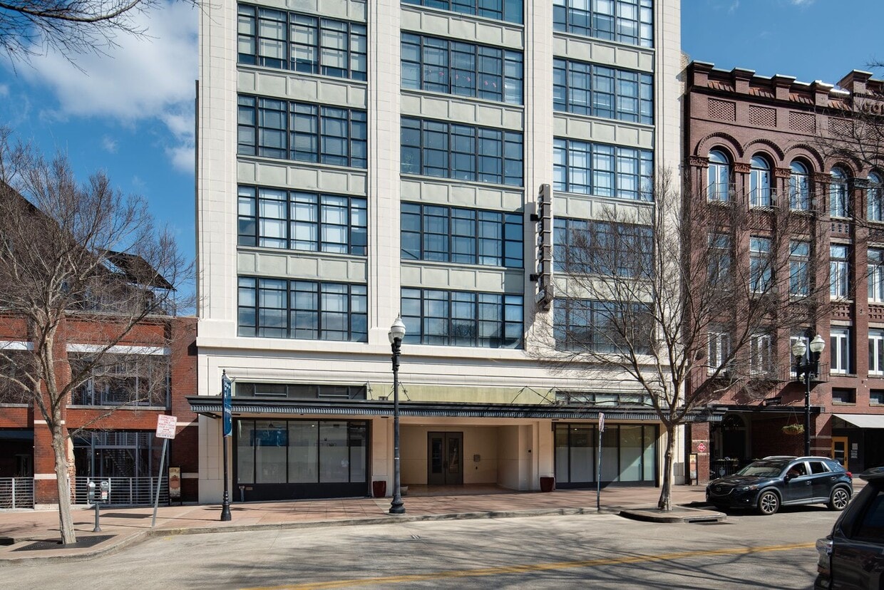 Sterchi Lofts #407 Authentic Urban living - 3 bedroom, 2 bath - FURNISHED - $2800 per month Spec... - Sterchi Lofts #407 Authentic Urban living -  3 bedroom, 2 bath - FURNISHED - $2800 per month Spec...