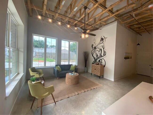 Foto del edificio - 305 W 27th St