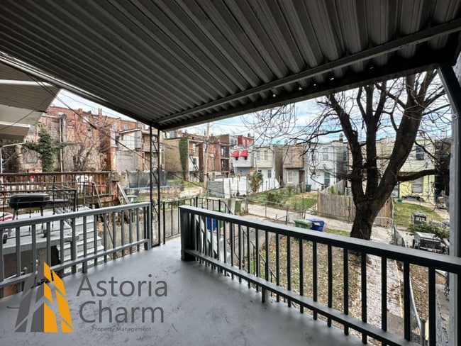 Foto del edificio - 3 Bedroom with Fenced Yard and Spacious Primary Bedroom near Coppin University